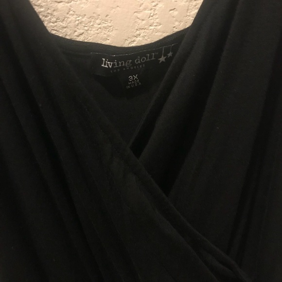 Black cotton criss cross romper - Picture 2 of 5